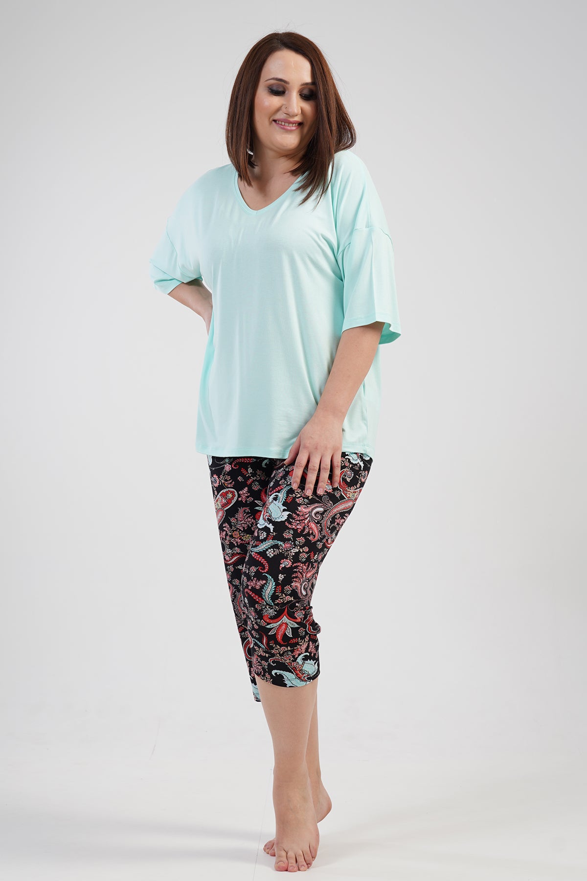 SET CAPRI DE DAMĂ LYC WORTEKS XXL, CU DECOLTEU ÎN V, UMERI CĂZUȚI, MÂNECĂ SCURTĂ - MINT