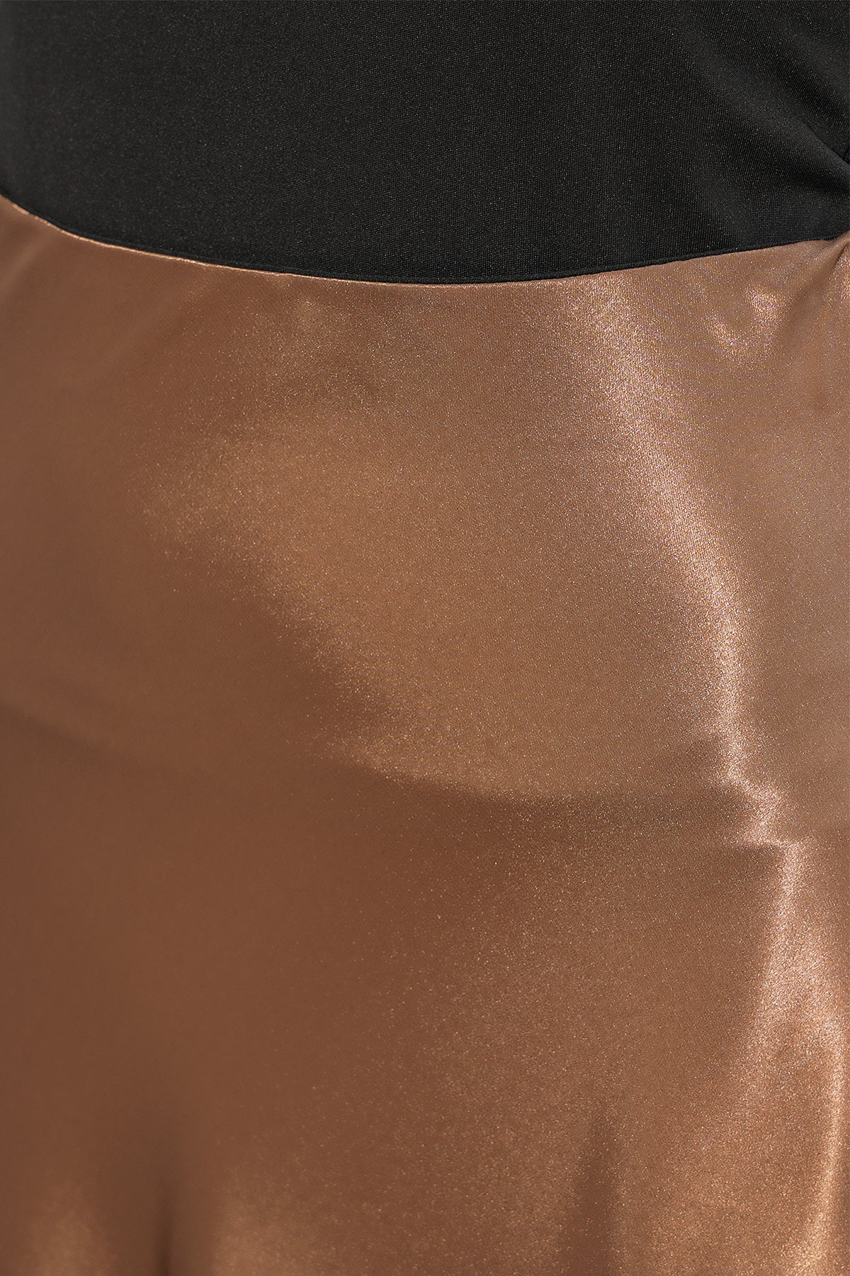 15806 Fustă Satin - M. Maro