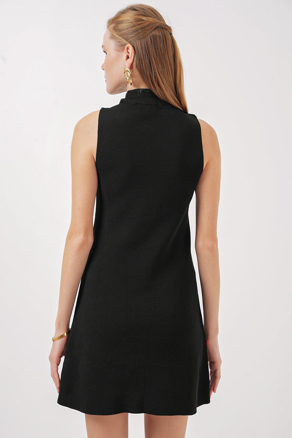 15906 Rochie Mini Tricot fără Mâneci - Negru