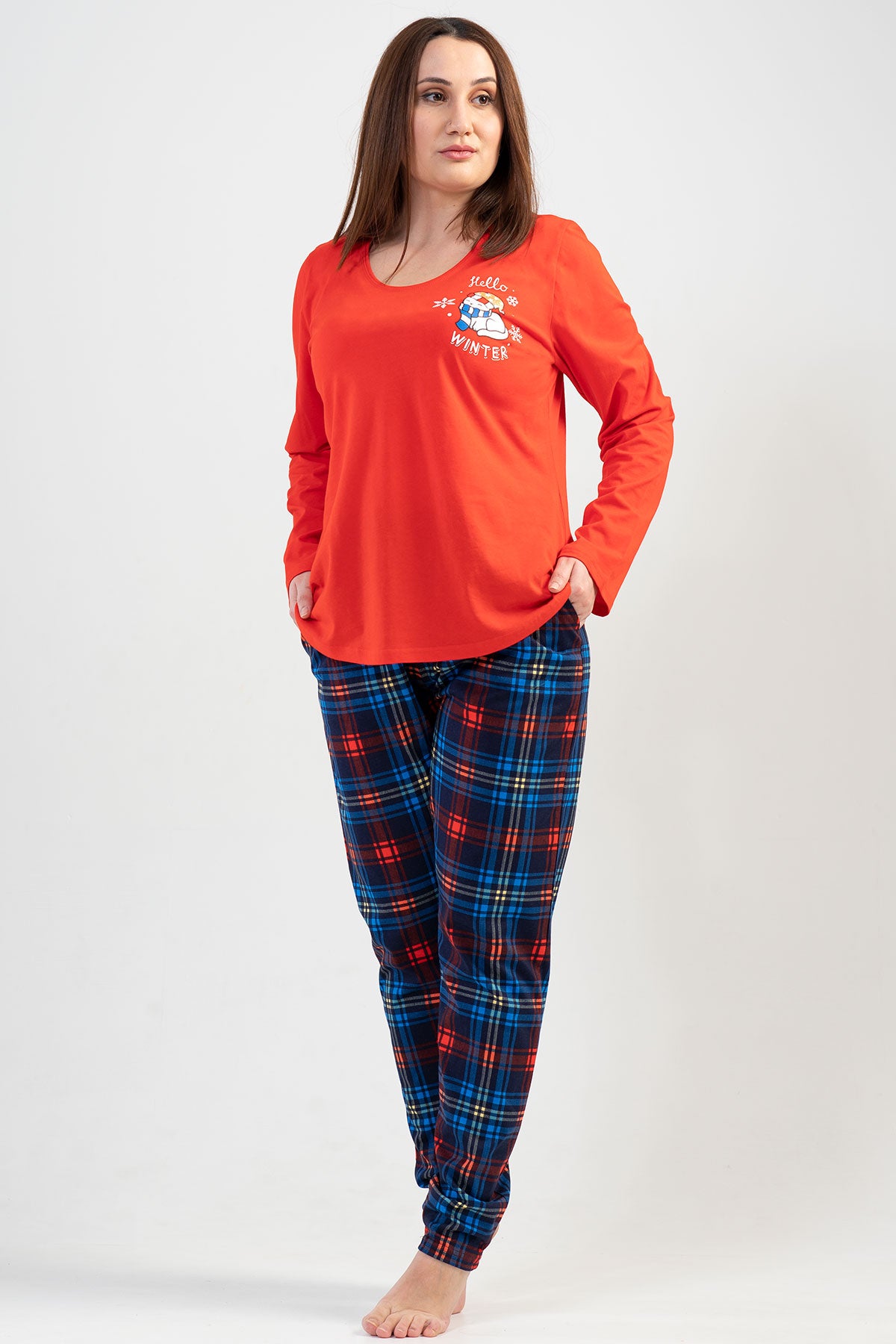 PIJAMA DAMĂ P.SUPREM XXL GULER LA BAZA GÂTULUI MÂNECĂ LUNGĂ CU BUZUNARE OVALE PE FUSTĂ - Y.NARCICEK