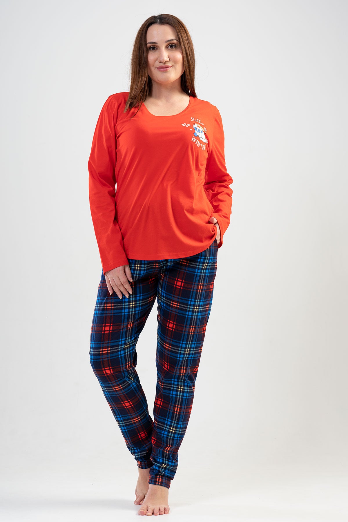 PIJAMA DAMĂ P.SUPREM XXL GULER LA BAZA GÂTULUI MÂNECĂ LUNGĂ CU BUZUNARE OVALE PE FUSTĂ - Y.NARCICEK