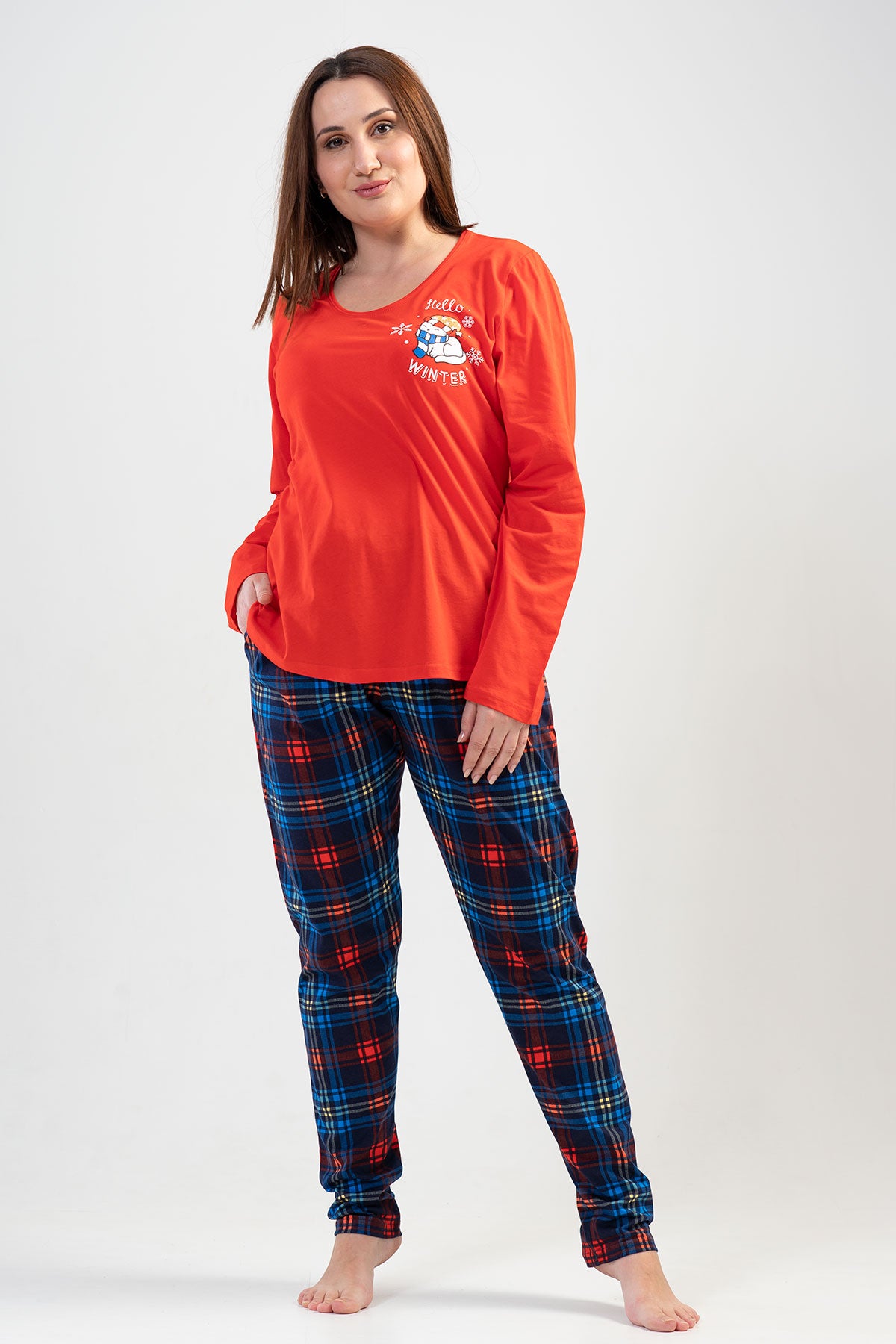 PIJAMA DAMĂ P.SUPREM XXL GULER LA BAZA GÂTULUI MÂNECĂ LUNGĂ CU BUZUNARE OVALE PE FUSTĂ - Y.NARCICEK