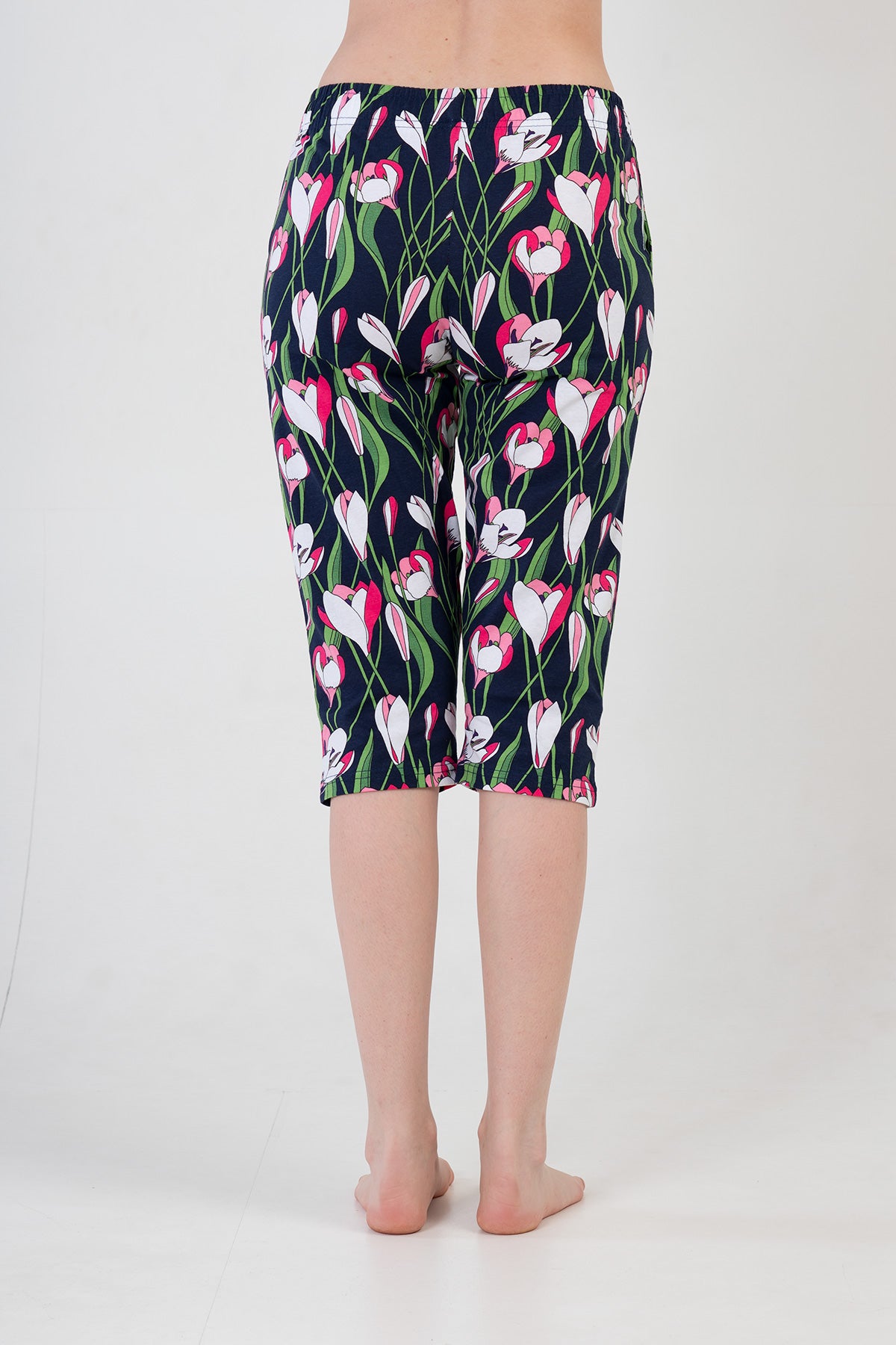 P.SUPREM CAPRI DE DAMA, CU BUZUNARE, PANTALON SCURT, O SINGURA BUCATA - MIX