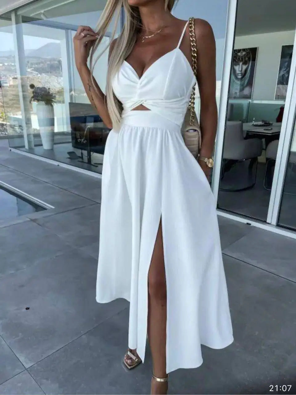 Rochie cu bretele - Albă