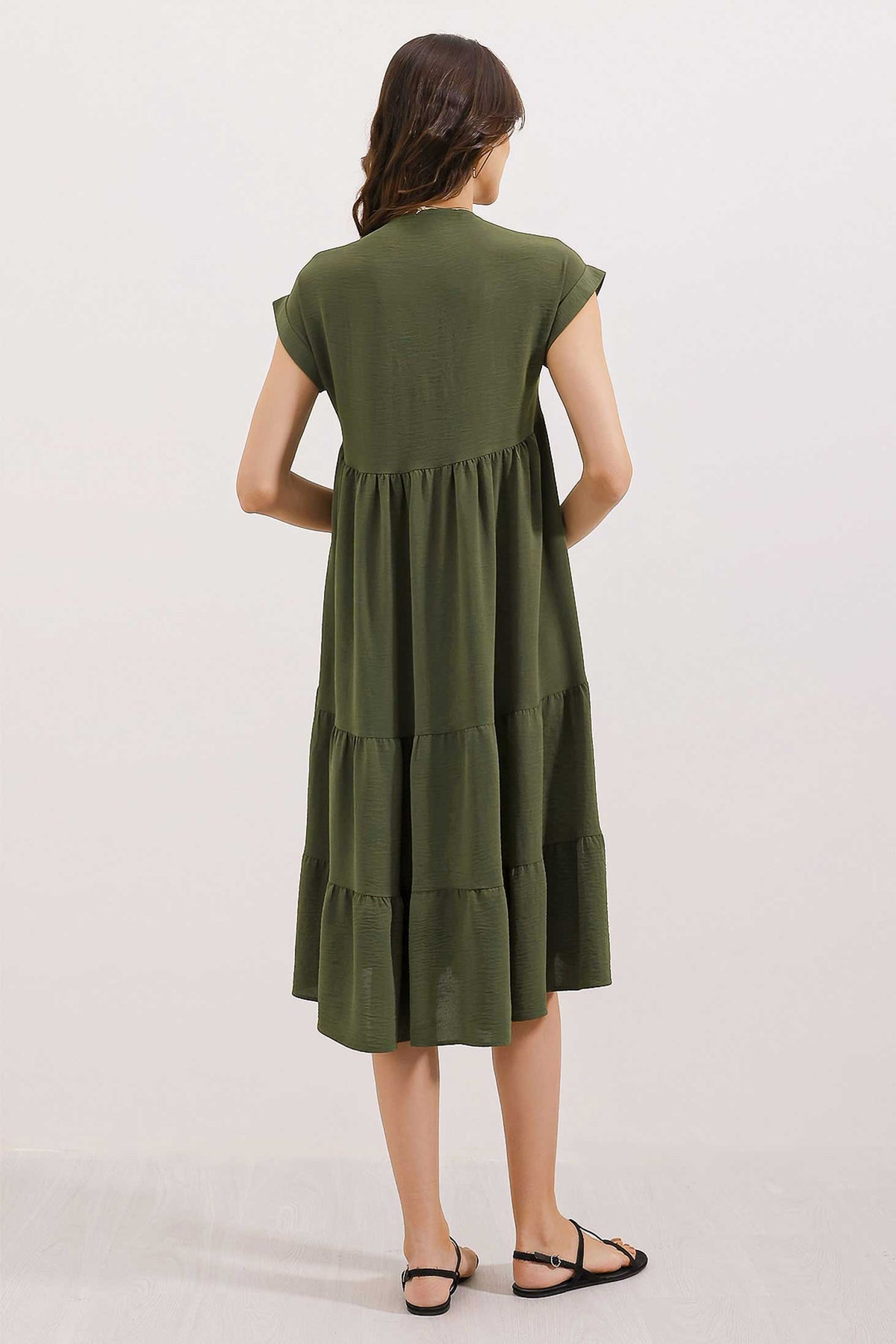 2398 Rochie Guler V cu Volane - Cachi