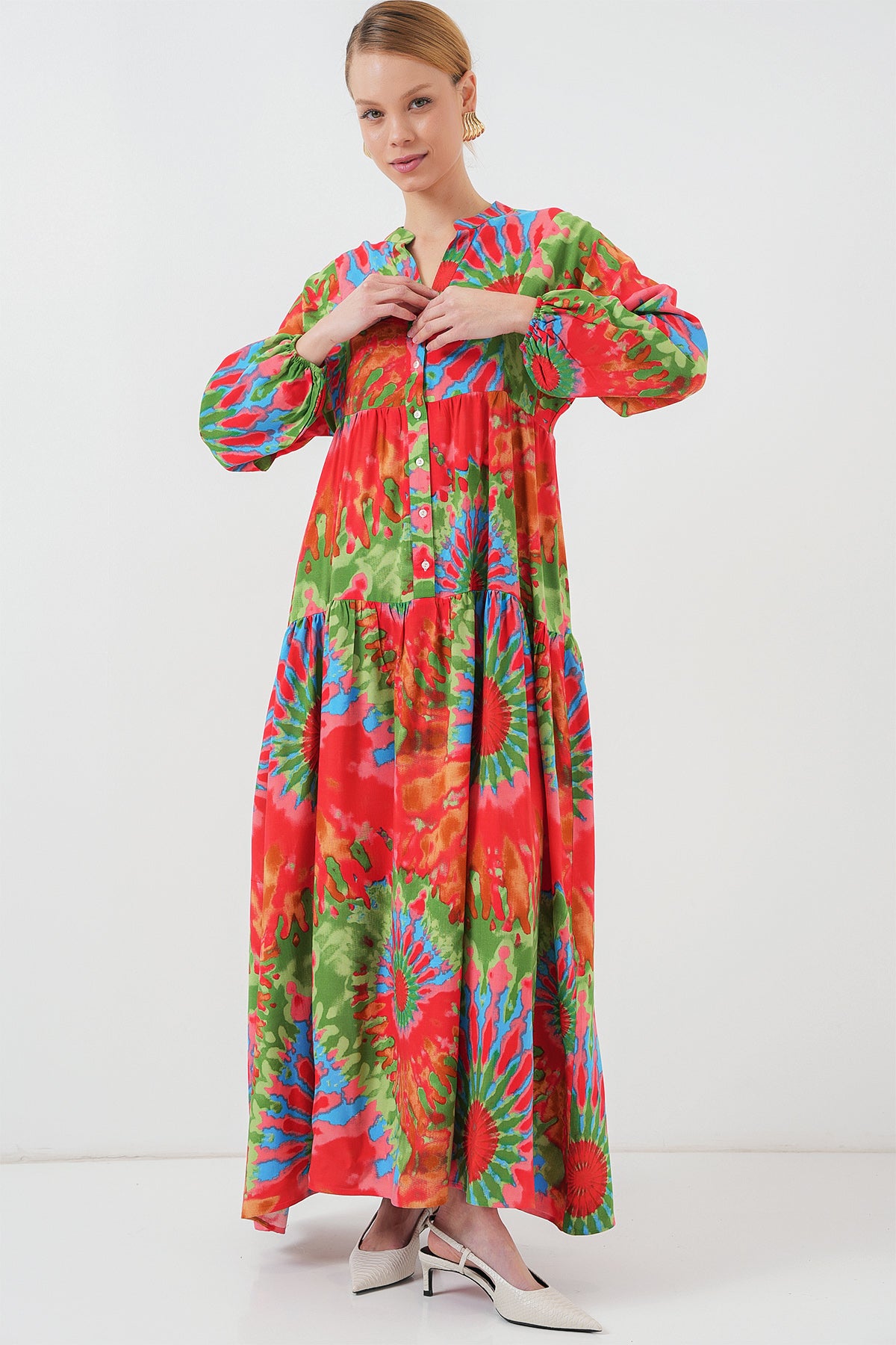 2423 Rochie modestă cu model autentic - Roșu L.