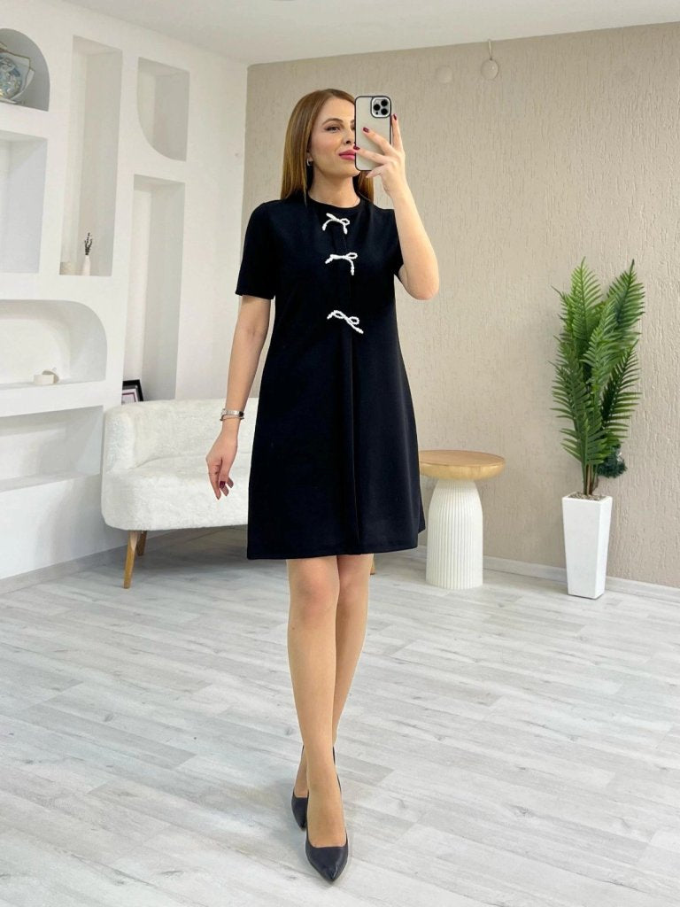 Rochie de damă cu mânecă scurtă, guler rotund, din crep importat, cu fundă în față, 24501