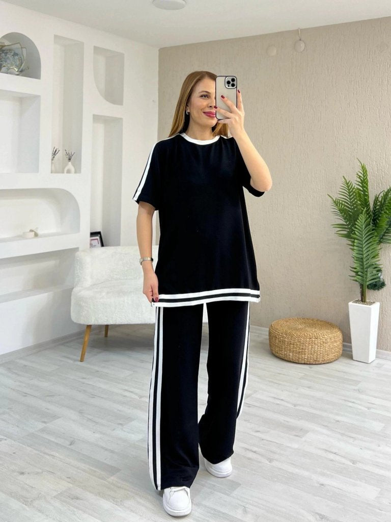Set bluză și pantaloni din viscoză cu două fire, guler rotund, mânecă scurtă, detalii cu dungi în două culori, 33929