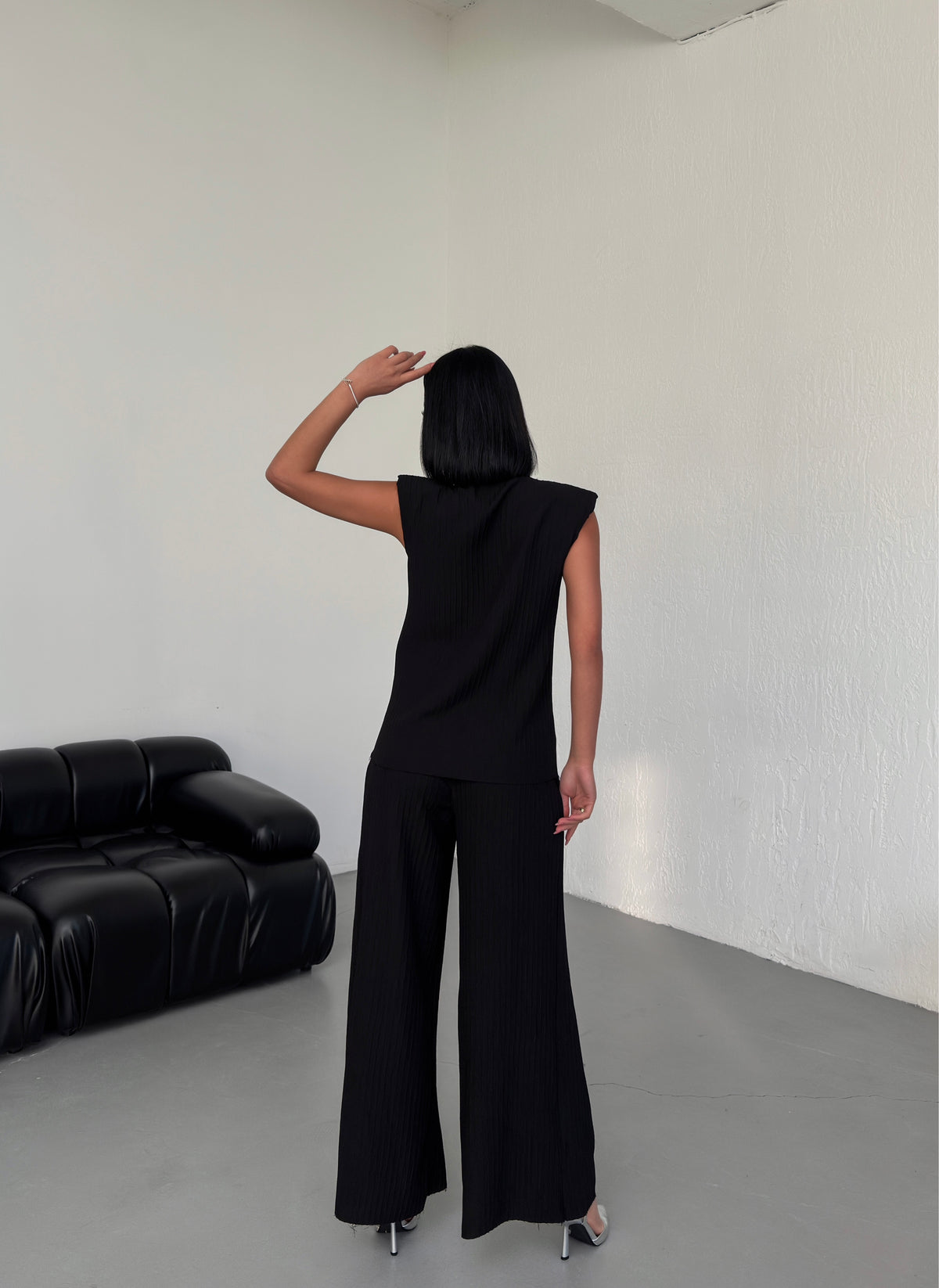 SET PAMELA CU CAPSULE - Negru