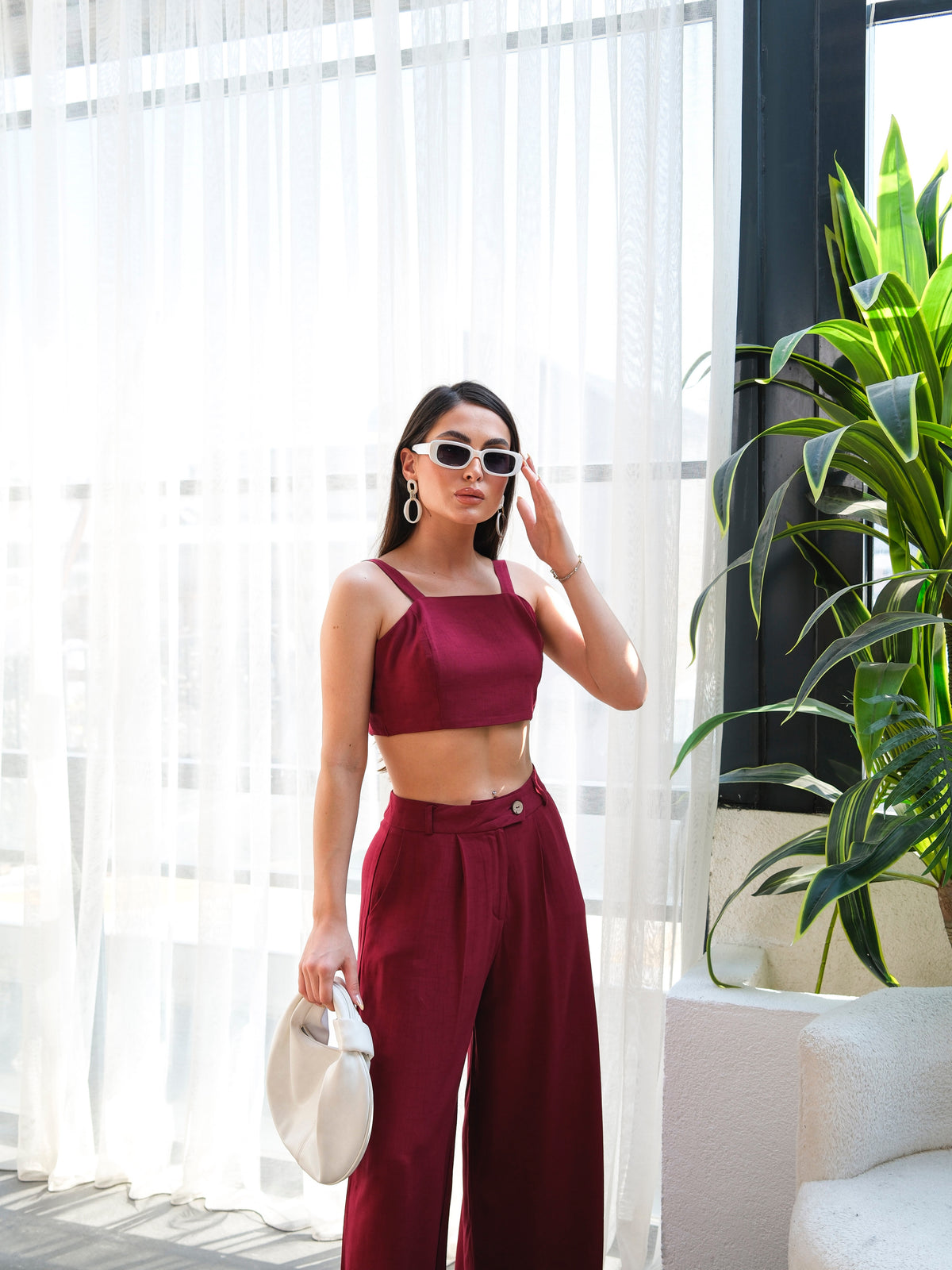 SET DOUĂ PIESE CU PANTALONI ȘI ROCHIE DIN IN - Vișiniu