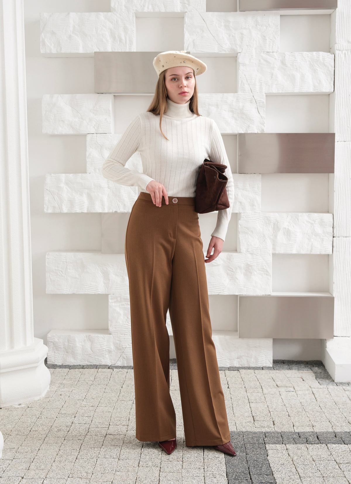 PANTALONI PALAZZO CU NASTURE METALIC PENTRU IARNĂ 320GR - Maro