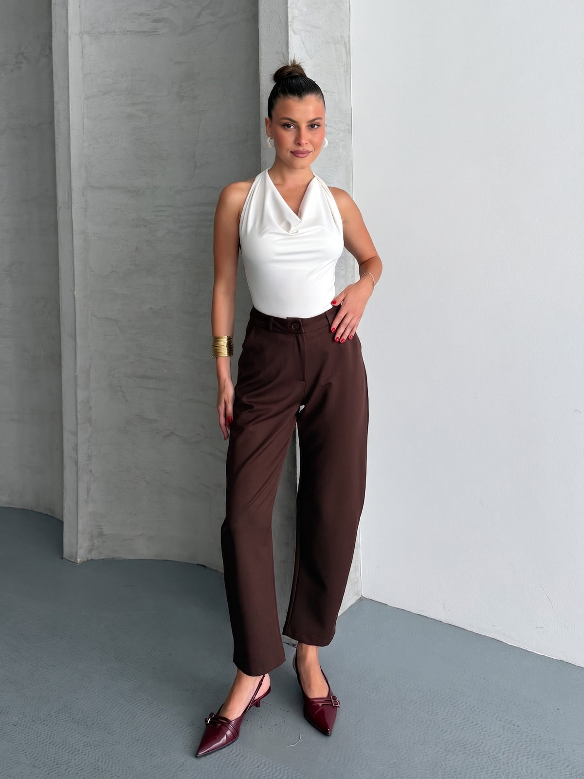 PANTALONI PÂNĂ LA GLEZNĂ - Maro închis