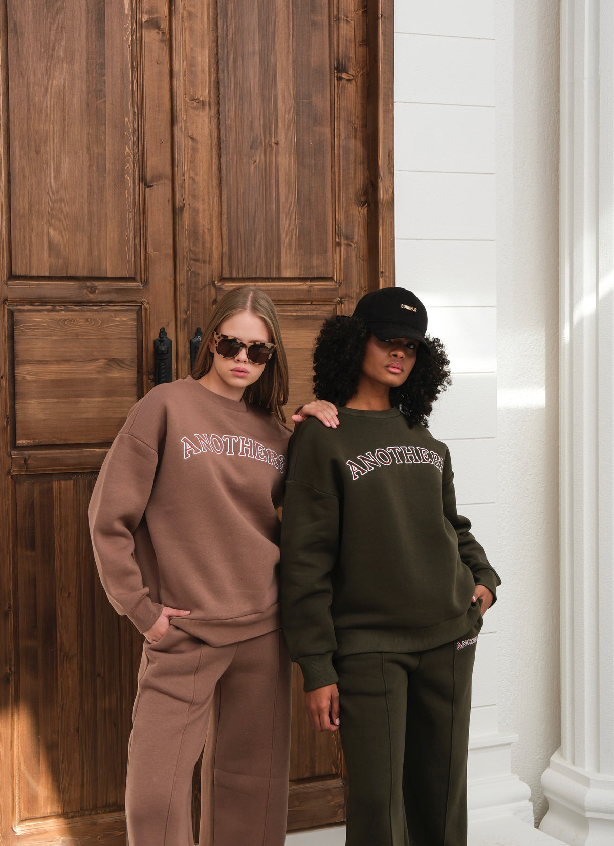 NAKIŞ DETAYLI SWEATSHIRT TRACKSUIT - Kahve