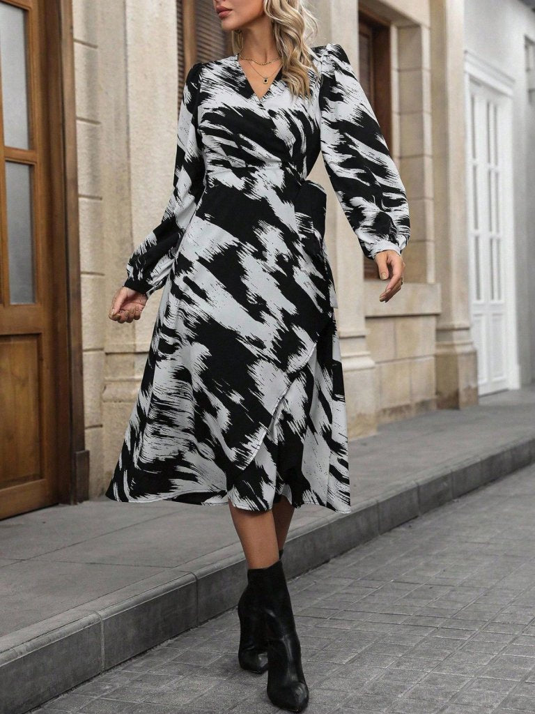 Rochie mini din modal cu mânecă lungă, decolteu înfășurat, cu noduri laterale și model, 27847