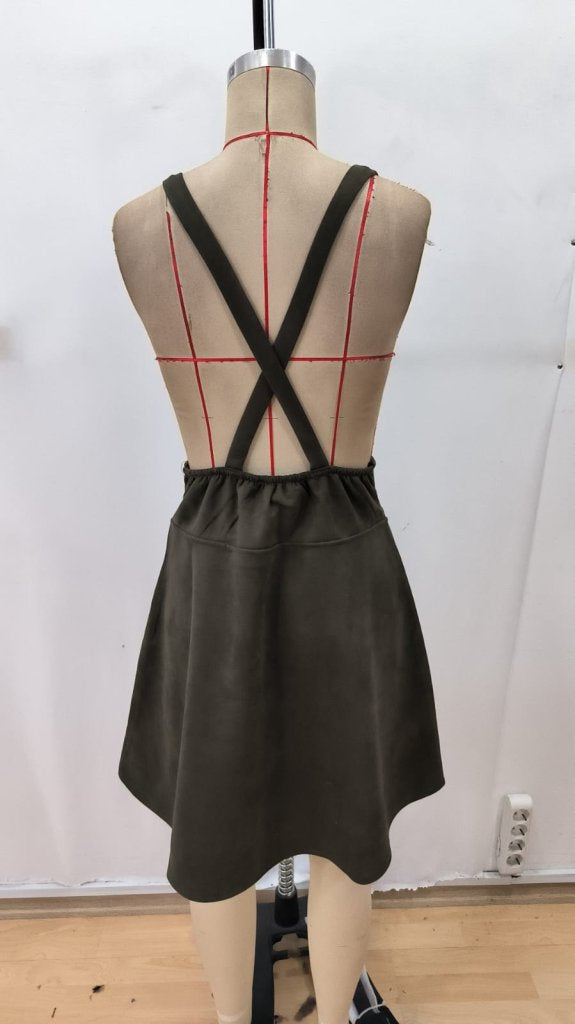 Rochie mini din piele întoarsă cu bretele și nasturi pentru femei, 30810