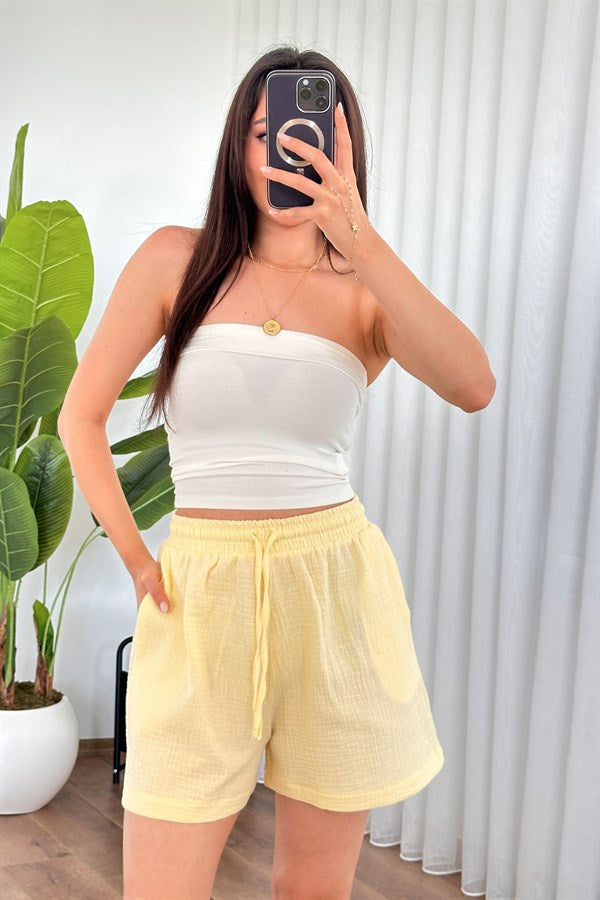 Pantalon Scurt Muselină cu Buzunare Galben Marfă Model Scurt
