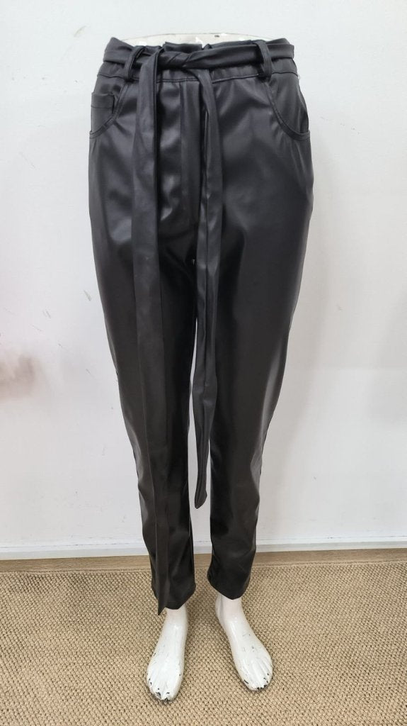 Pantaloni din piele cu talie înaltă și curea pentru femei, 31935