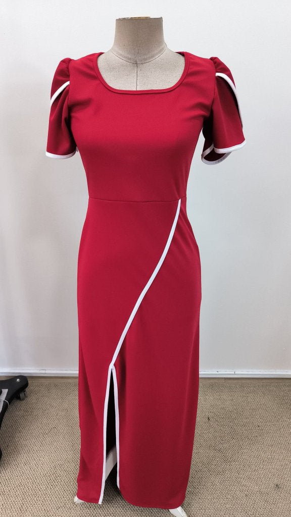 Rochie de damă din crep cu mânecă scurtă și decolteu pătrat, cu decupaj încrucișat în față, 31403