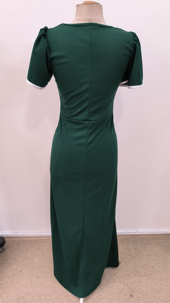 Rochie de damă din crep cu mânecă scurtă și decolteu pătrat, cu decupaj încrucișat în față, 31404