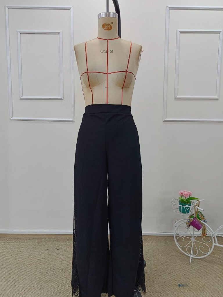 Pantaloni de damă din crep importat cu talie înaltă și garnitură laterală din dantelă, 34487