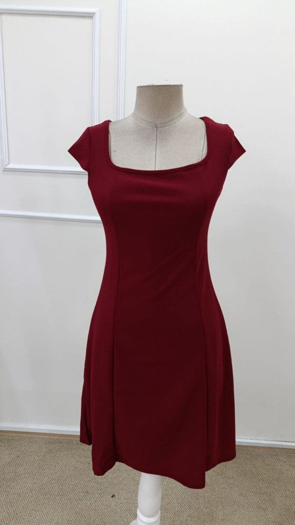 Women's Short Sleeve Square Neck Short Imported Crepe Dress, 33582
