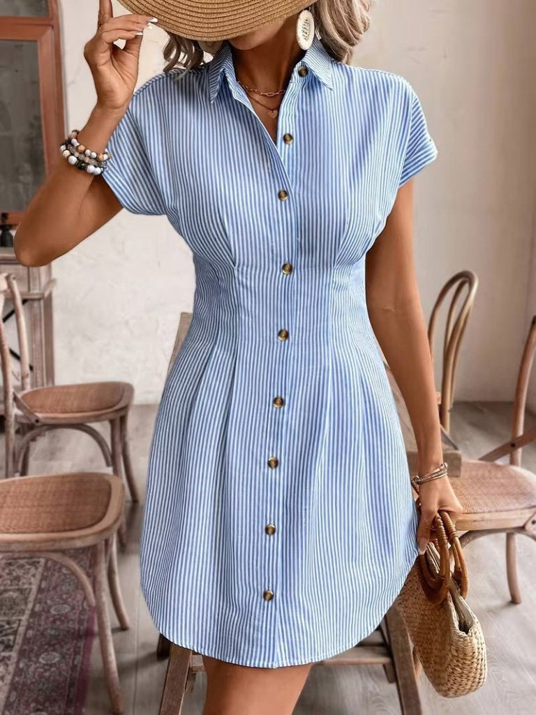 Rochie scurtă de damă tip polo, cu mânecă scurtă, din tricot fin, cu nasturi în față, 32212