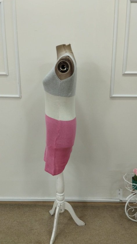 Rochie scurtă tricotată multicoloră, cu decolteu în V și bretele pentru femei, 34774