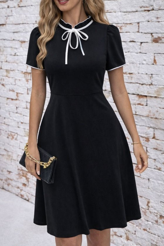 Rochie crep Janjan midi pentru femei cu maneca scurta, snur la gat si volanuri la baza, 35718