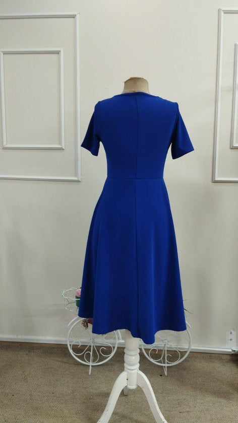 Rochie midi din crep strălucitor, cu mânecă scurtă și decolteu asimetric pentru femei, 33841