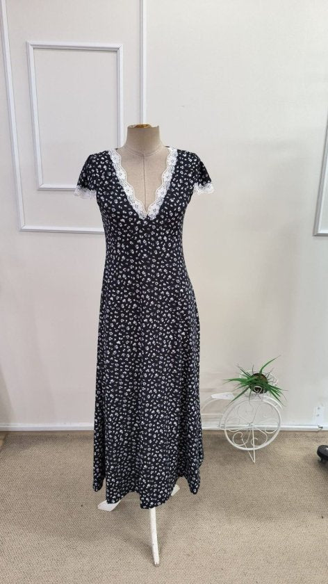 Women's Short Sleeve Deep V-Neck Lace Detail Floral Print Long Jersey Dress, 34214