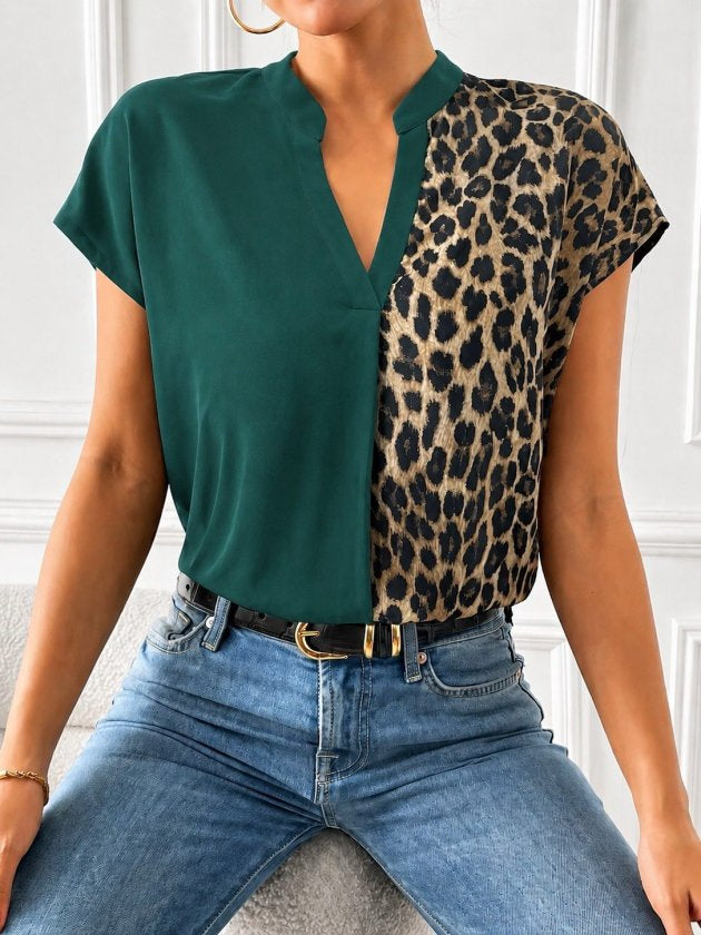 Bluz Sandy pentru femei cu maneca scurta, guler turc, model leopard, 35714