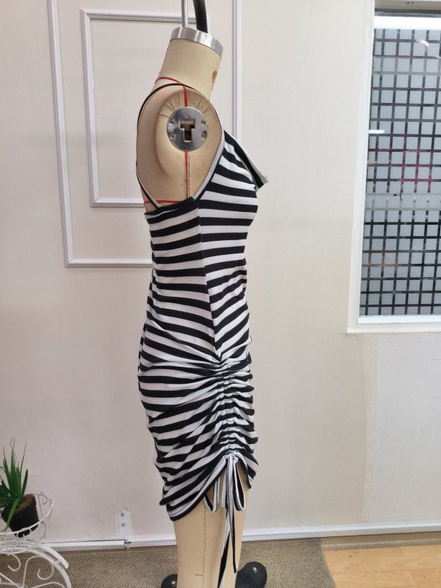 Rochie scurtă din bumbac pentru femei, bretele, guler degajat pe față, detaliu crăciun pe spate, model pe dungi, buznuire pe laturi, 35962