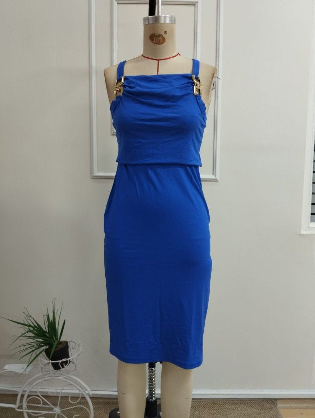 Rochie scurtă femininǎ din Vizcoză, cu umeri descoperiți, guler Bardot, detaliu cu cataramă, 36388