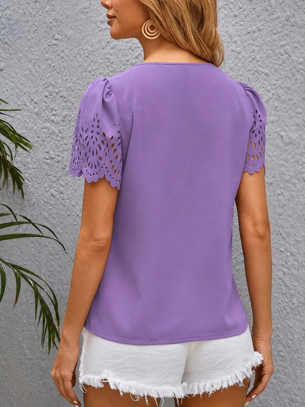 Bluza Dubai din viscon cu mânecă scurtă, guler V, mâneci cu dantelă, 36553