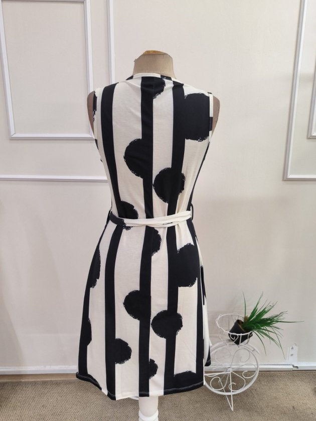 Rochie scurtă Suprem pentru femei fără mâneci, guler V, talie cu strângere, model, 37212