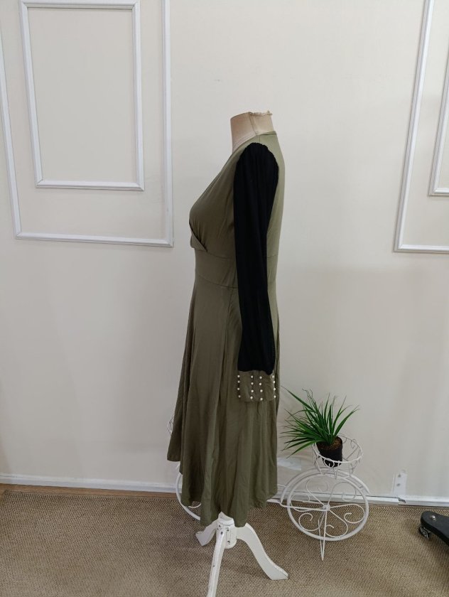 Rochie midi din viscoză cu mâneci lungi, guler wrap, cu tull și perle, 37459