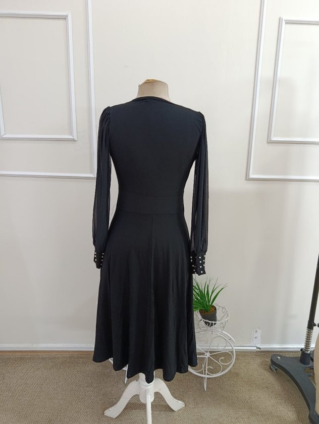 Rochie midi din viscoză cu mâneci lungi, guler wrap, cu tull și perle, 37461