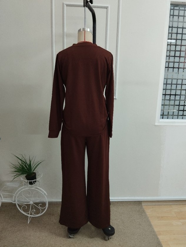 Compleu bluză V-neck cu viscoză dublă și pantalon cu detaliu deschizătură, 37524
