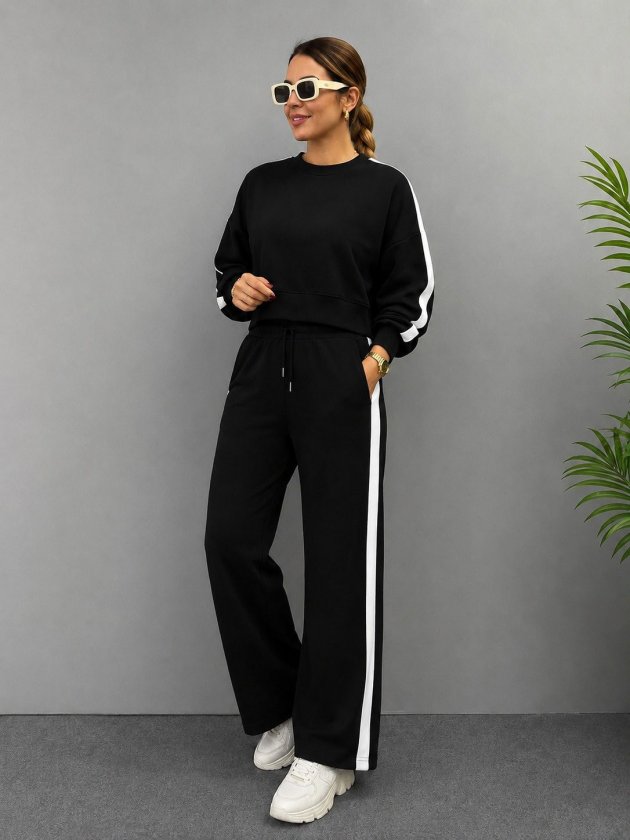 Set de două piese pentru femei - bluză scurtă din viscoză cu mâneci lungi, gât rotund și pantaloni, 37609