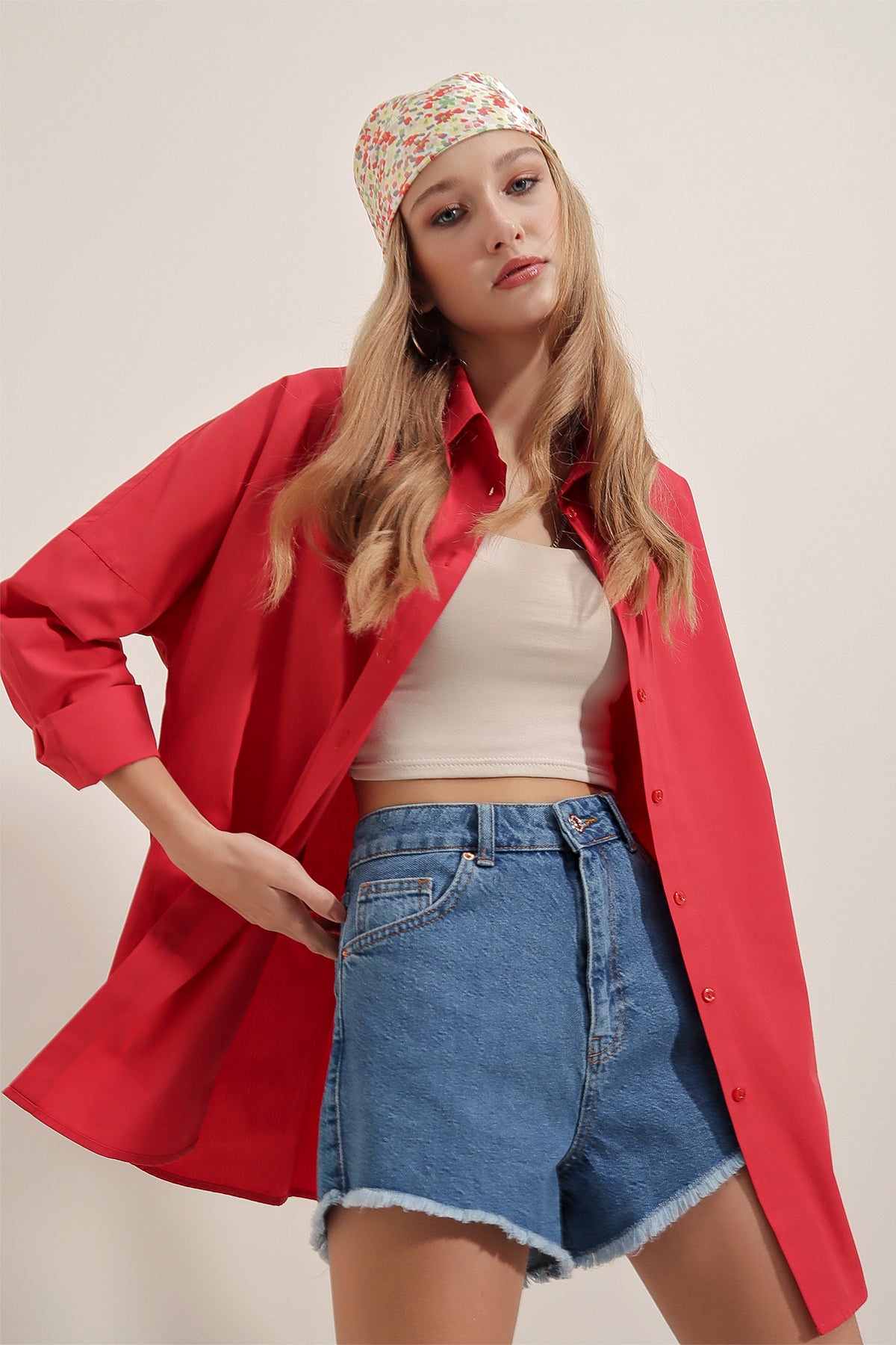 3900 Cămașă Oversize Lungă Basic - Roșie
