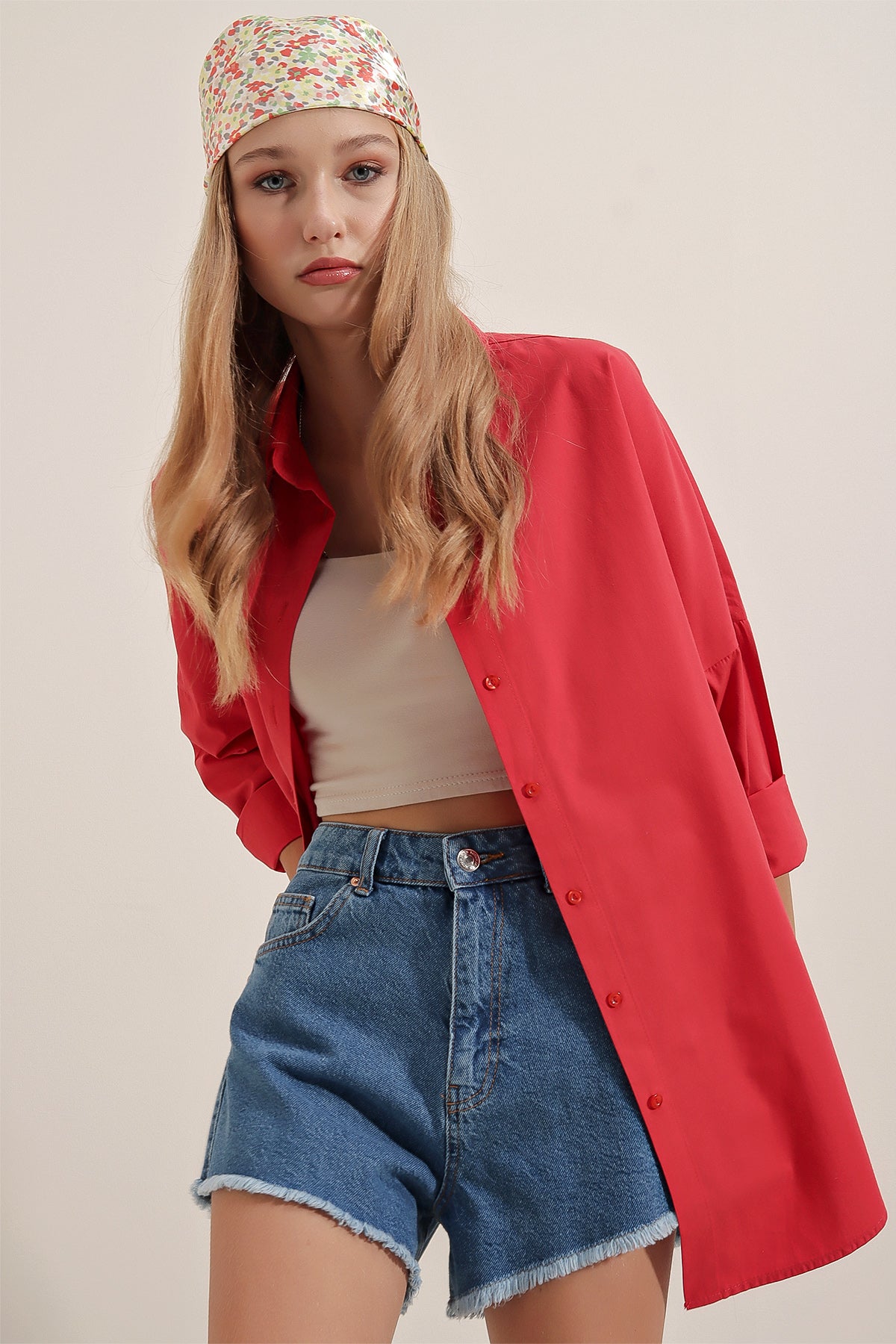 3900 Cămașă Oversize Lungă Basic - Roșie