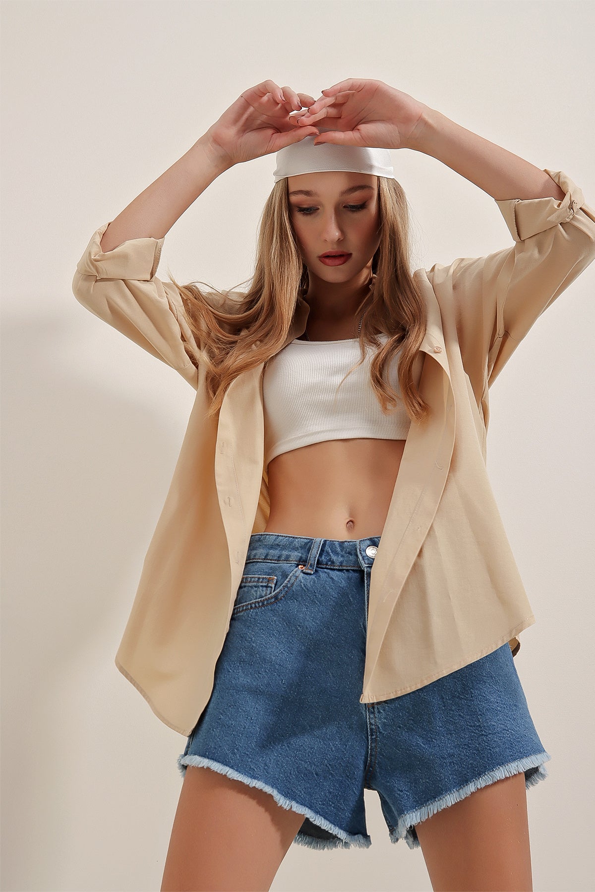 3900 Oversize Uzun Basic Gömlek - Bej