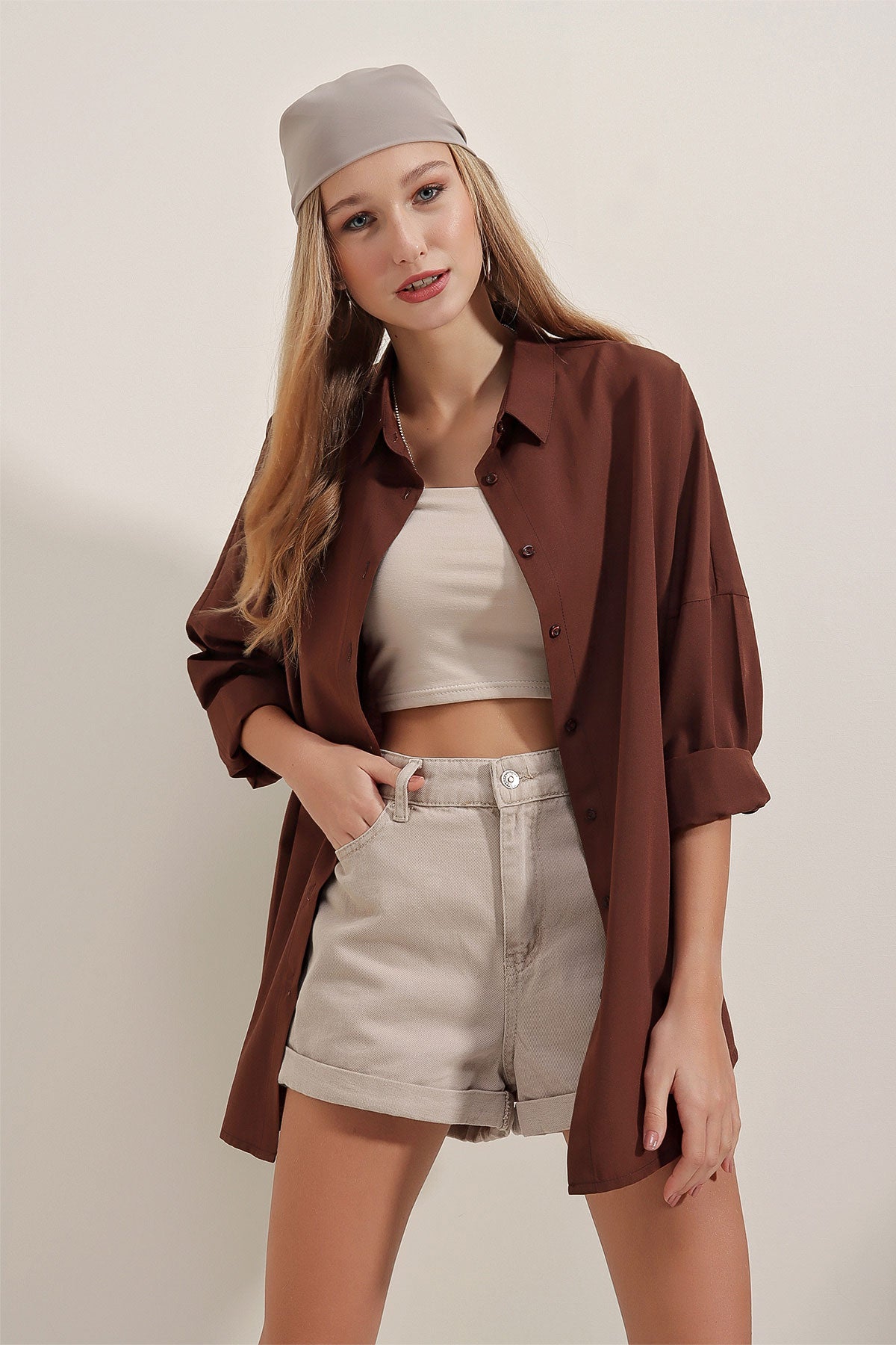 3900 Cămașă Oversize Lungă Basic - Maro