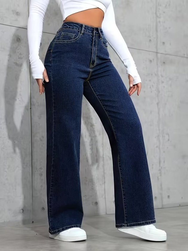 Women's High-Waisted Jeans with Pocket Detail, 39106
