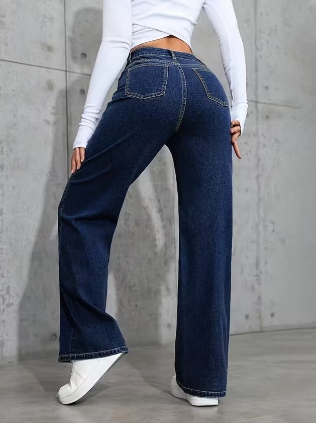 Women's High-Waisted Jeans with Pocket Detail, 39106