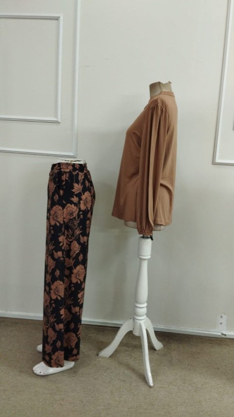 Bluză din viscoză cu mânecă lungă și decolteu în V pentru femei și pantaloni lungi Supreme cu imprimeu floral, 39153