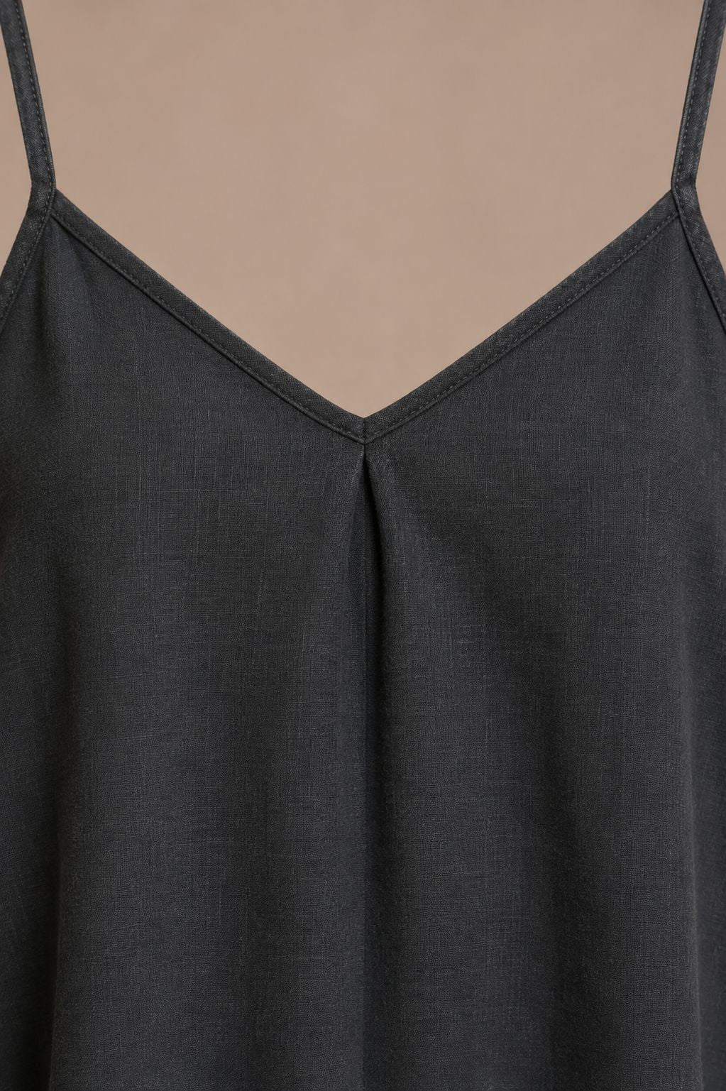 Rochie scurtă cu bretele HS3109