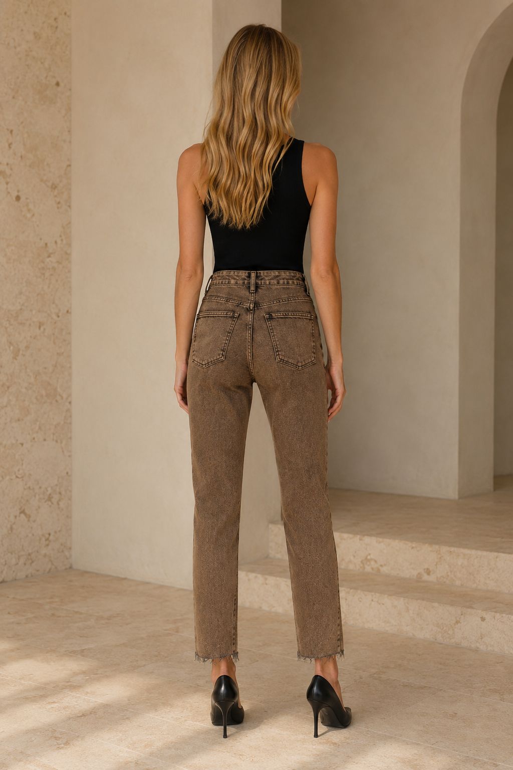 Dikişsiz Paça Mom Fit Kot Pantolon 764