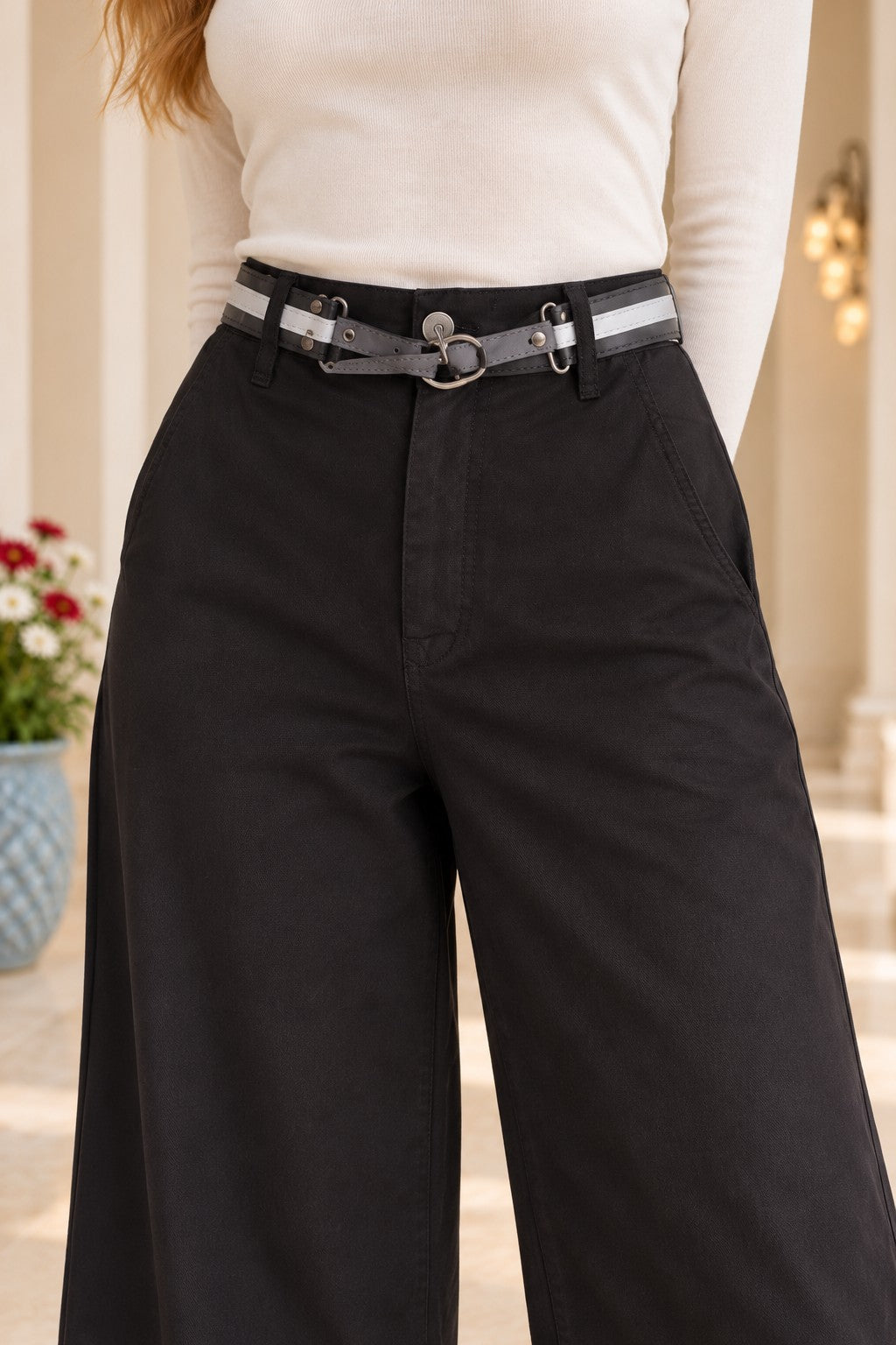 Pantaloni Capri cu curea 239