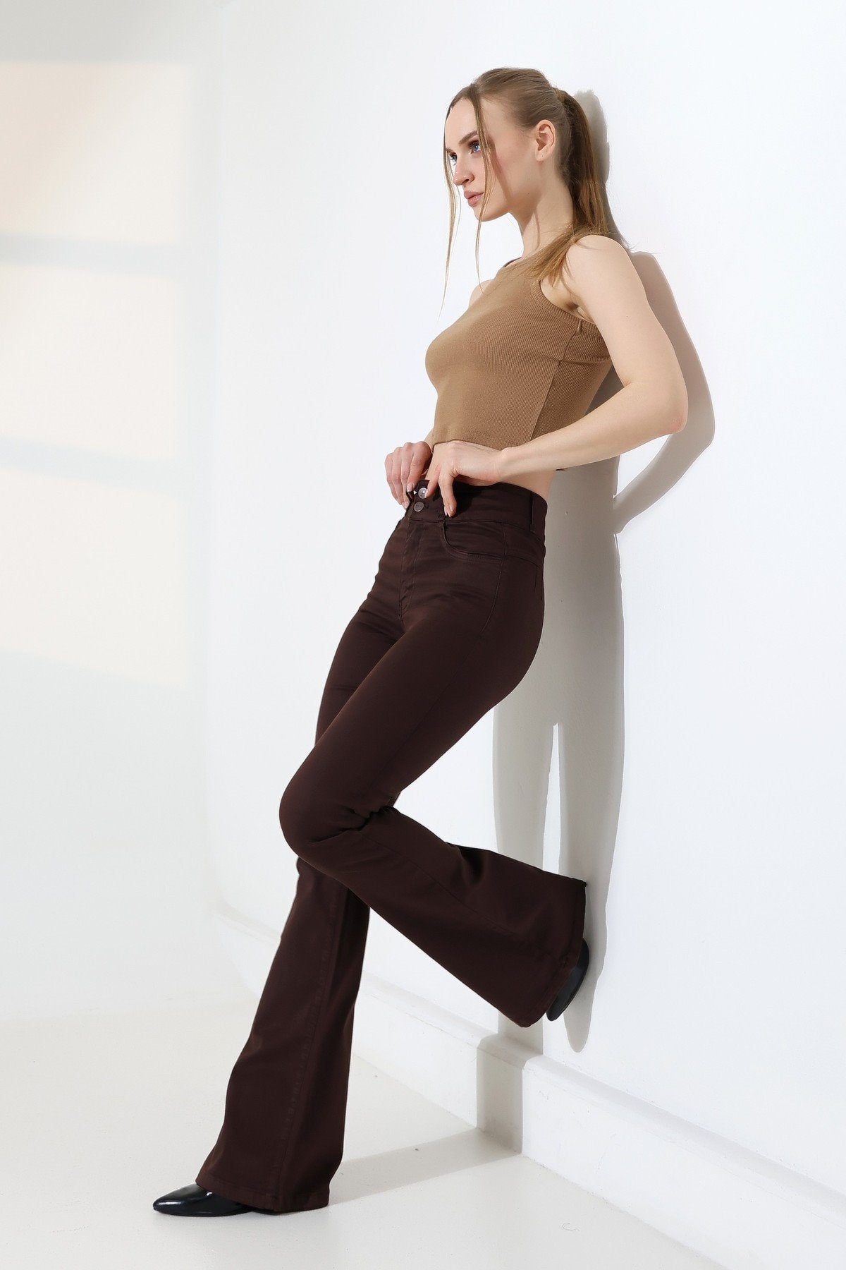 Pantaloni Denim cu Curea Lată și Pense 7151